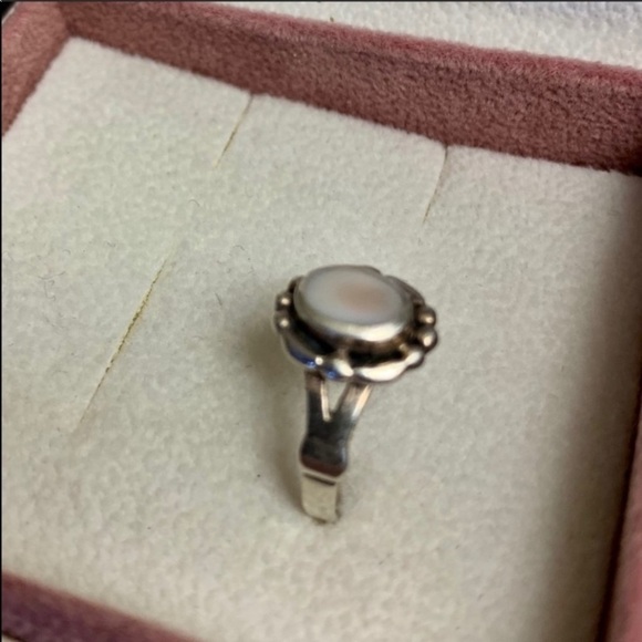 Sterling SILVER Mother of Pearl VTG RING 5 1/2 - Picture 4 of 8